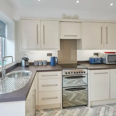 Host & - The Cottage, Casa de Férias *